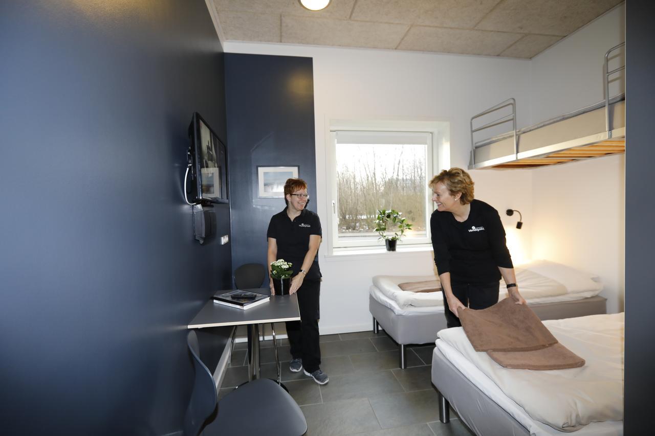 Icv Sleepwell Hotel Vrå Kültér fotó