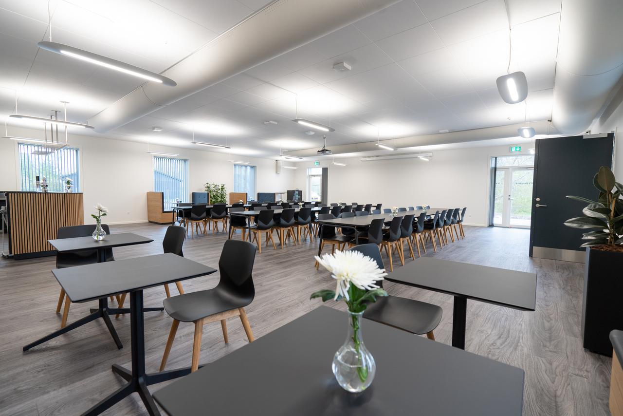 Icv Sleepwell Hotel Vrå Kültér fotó